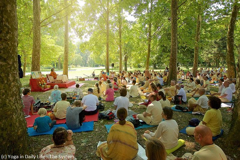 Yoga in Daily Life® Summer Retreat with Vishwaguruji in Vép, Hungary